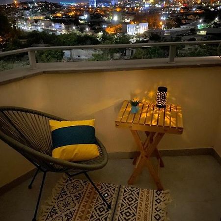 Beautiful Apartment With 3 Balconies In The Center Of Jerevan Exteriör bild